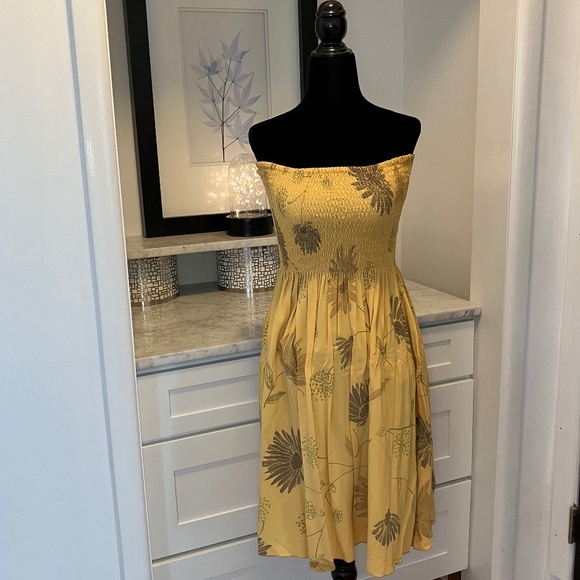 Yellow Strapless Halter Floral Print Summer Dress/Beach - Picture 1 of 15